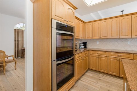Villa ou maison à vendre à Spring Hill, Floride: 5 chambres, 273.5 m2 № 2339768 - photo 16