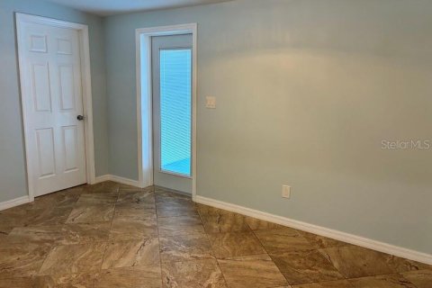Villa ou maison à louer à Palm Harbor, Floride: 4 chambres, 150.32 m2 № 2418687 - photo 9