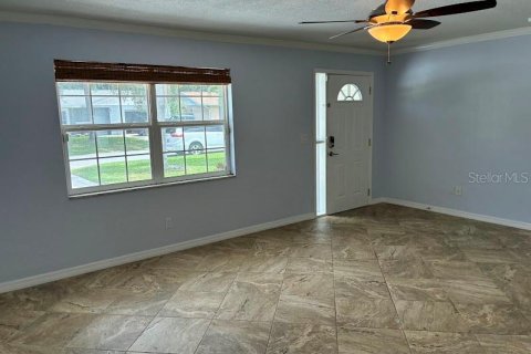 Villa ou maison à louer à Palm Harbor, Floride: 4 chambres, 150.32 m2 № 2418687 - photo 11