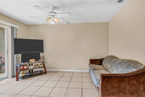 Copropriété à vendre à South Daytona, Floride: 2 chambres, 85.66 m2 № 2198467 - photo 7