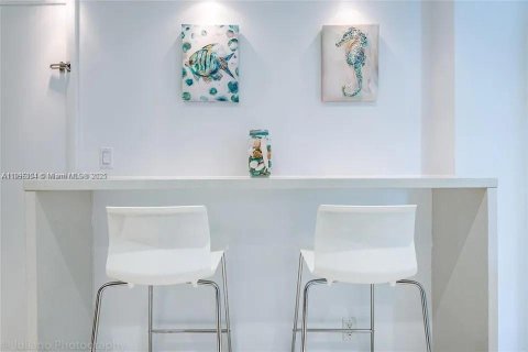 Condominio en venta en Hollywood, Florida, 1 dormitorio, 81.2 m2 № 2014322 - foto 8