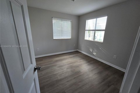 Condominio en alquiler en Homestead, Florida, 3 dormitorios, 132.2 m2 № 1992831 - foto 5