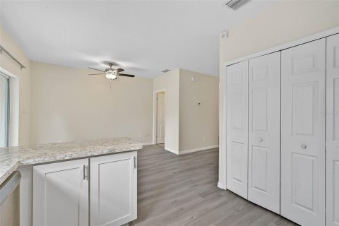 Copropriété à vendre à Lakewood Ranch, Floride: 3 chambres, 118.54 m2 № 1246586 - photo 12