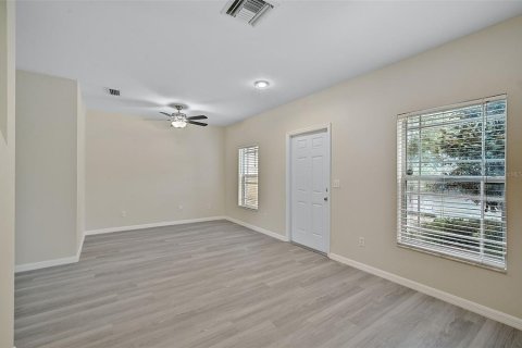 Copropriété à vendre à Lakewood Ranch, Floride: 3 chambres, 118.54 m2 № 1246586 - photo 15