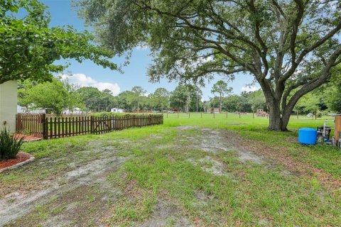 House in Land O' Lakes, Florida 3 bedrooms, 163.04 sq.m. № 2229199 - photo 29