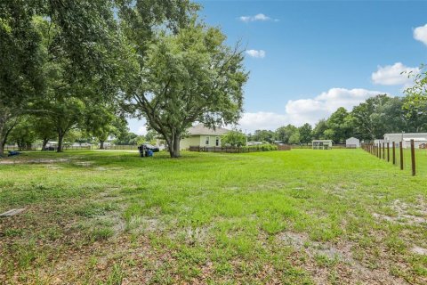 House in Land O' Lakes, Florida 3 bedrooms, 163.04 sq.m. № 2229199 - photo 30