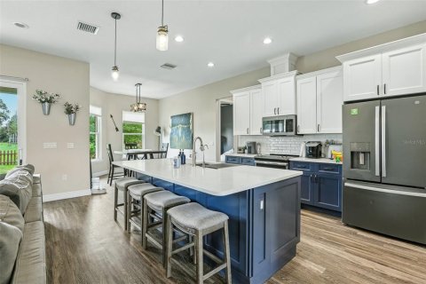 House in Land O' Lakes, Florida 3 bedrooms, 163.04 sq.m. № 2229199 - photo 15