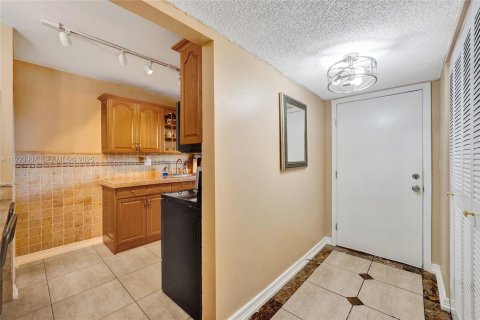 Condominio en venta en Dania Beach, Florida, 2 dormitorios, 87.79 m2 № 1982162 - foto 7