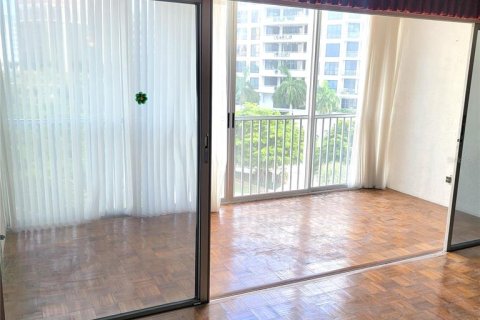 Condominio en venta en Sarasota, Florida, 2 dormitorios, 142.79 m2 № 2232518 - foto 8
