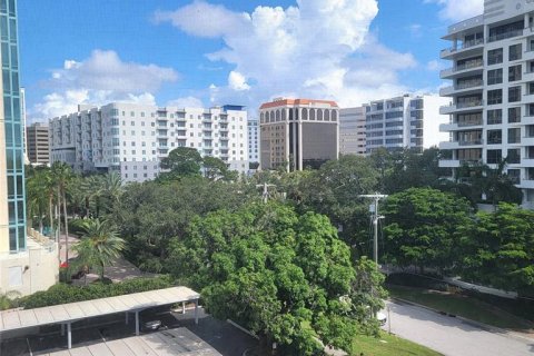 Condominio en venta en Sarasota, Florida, 2 dormitorios, 142.79 m2 № 2232518 - foto 20