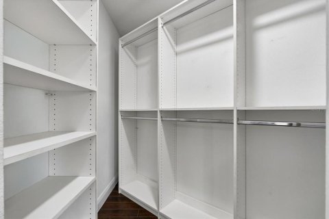 Купить виллу или дом в Тампа, Флорида 3 комнаты, 186.73м2, № 2428828 - фото 25