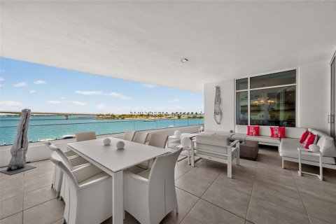 Condo in Sarasota, Florida, 4 bedrooms  № 2204681 - photo 23