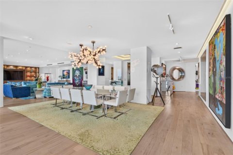 Condo in Sarasota, Florida, 4 bedrooms  № 2204681 - photo 28