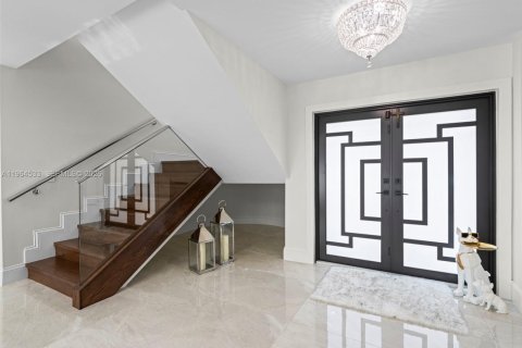 Casa en venta en Miami Beach, Florida, 4 dormitorios, 341.23 m2 № 2028278 - foto 7