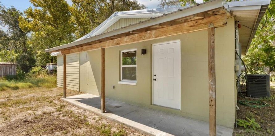 Casa en Cross City, Florida 3 dormitorios, 89.19 m2 № 1916695