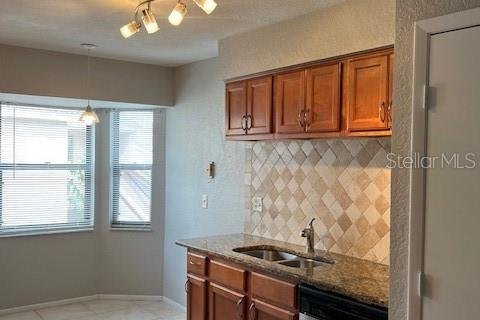 Condominio en alquiler en Orlando, Florida, 3 dormitorios, 112.6 m2 № 1916487 - foto 2