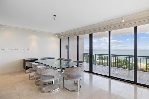Copropriété à vendre à Bal Harbour, Floride: 3 chambres, 218.6 m2 № 2088463 - photo 3