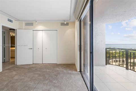Copropriété à vendre à Bal Harbour, Floride: 3 chambres, 218.6 m2 № 2088463 - photo 21