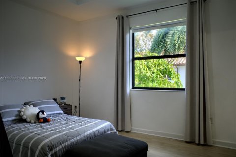 Купить таунхаус в Хайалиа, Флорида 3 спальни, 146.23м2, № 2022172 - фото 17