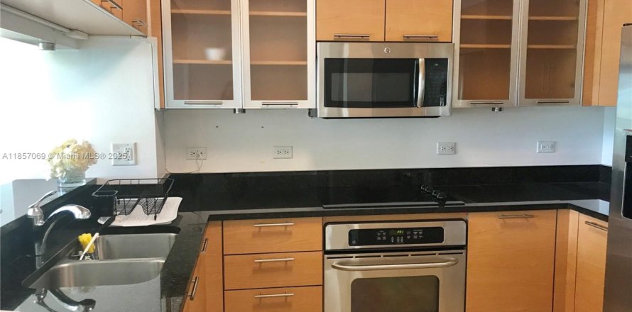 Condo à Miami, Floride, 1 chambre № 1879035