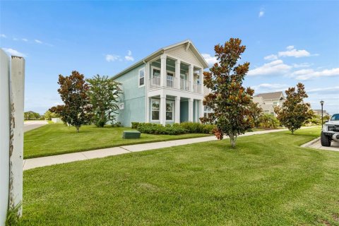House in Wesley Chapel, Florida 4 bedrooms, 230.12 sq.m. № 2199873 - photo 3