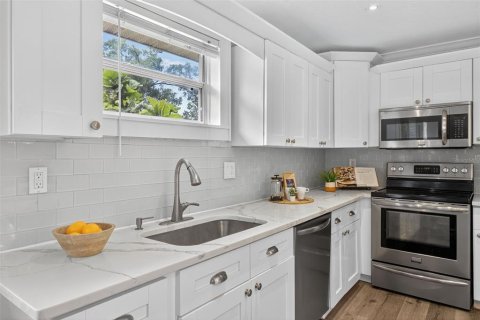 Купить виллу или дом в Тампа, Флорида 3 комнаты, 120.77м2, № 1824625 - фото 3