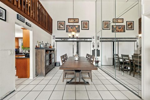 Villa ou maison à vendre à Davie, Floride: 4 chambres, 246.01 m2 № 2401452 - photo 8