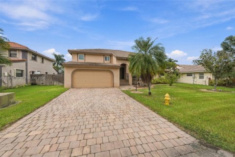 Villa ou maison à vendre à Davie, Floride: 4 chambres, 246.01 m2 № 2401452 - photo 2