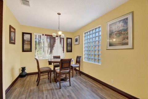 Villa ou maison à vendre à West Palm Beach, Floride: 5 chambres, 296.36 m2 № 2078172 - photo 21