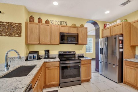 Villa ou maison à vendre à West Palm Beach, Floride: 5 chambres, 296.36 m2 № 2078172 - photo 28