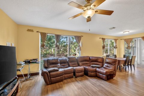Villa ou maison à vendre à West Palm Beach, Floride: 5 chambres, 296.36 m2 № 2078172 - photo 25