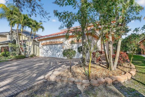 Villa ou maison à vendre à West Palm Beach, Floride: 5 chambres, 296.36 m2 № 2078172 - photo 14