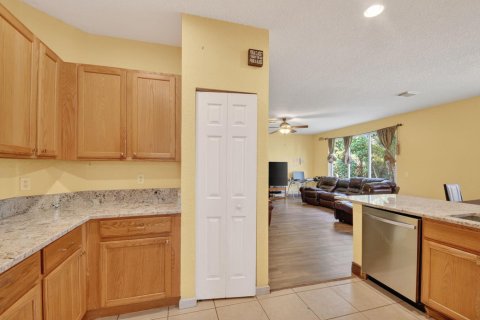 Villa ou maison à vendre à West Palm Beach, Floride: 5 chambres, 296.36 m2 № 2078172 - photo 30