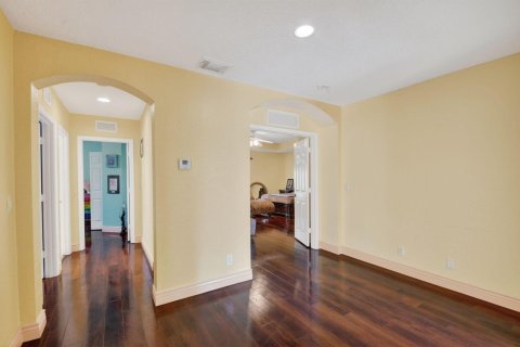 Villa ou maison à vendre à West Palm Beach, Floride: 5 chambres, 296.36 m2 № 2078172 - photo 5