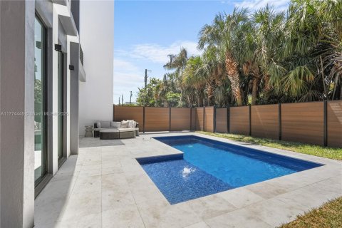 Townhouse in Fort Lauderdale, Florida 4 bedrooms, 323.86 sq.m. № 1731764 - photo 24