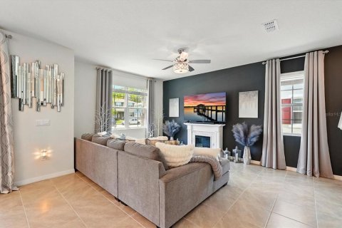 Villa ou maison à vendre à New Smyrna Beach, Floride: 3 chambres, 149.94 m2 № 1684587 - photo 6
