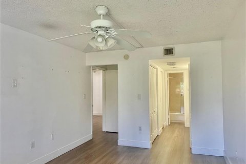Condo in Plantation, Florida, 3 bedrooms  № 1162901 - photo 1
