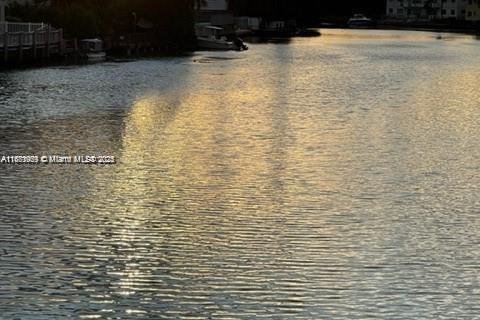 Снять в аренду кондоминиум в Майами-Бич, Флорида 2 спальни, 53.88м2, № 1979582 - фото 9