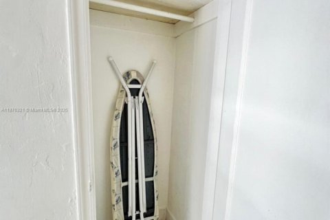 Condominio en venta en Miami Beach, Florida, 1 dormitorio, 45.52 m2 № 2014111 - foto 13