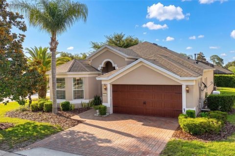 House in Davenport, Florida 2 bedrooms, 183.02 sq.m. № 2098178