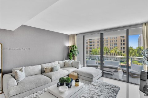 Купить кондоминиум в Авентура, Флорида 2 спальни, 144.18м2, № 1895558 - фото 4