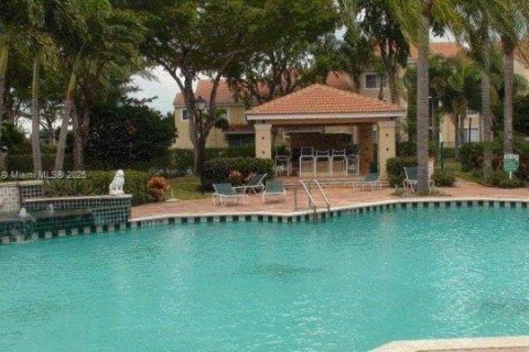 Купить кондоминиум в Уэст-Палм-Бич, Флорида 2 спальни, 99.59м2, № 1940364 - фото 12