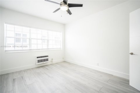Appartement à louer à Miami Beach, Floride: 1 chambre, 60.39 m2 № 1983698 - photo 12
