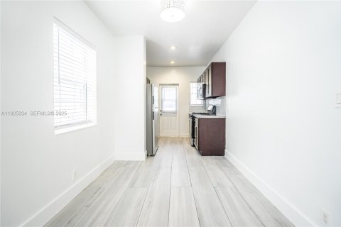 Appartement à louer à Miami Beach, Floride: 1 chambre, 60.39 m2 № 1983698 - photo 6