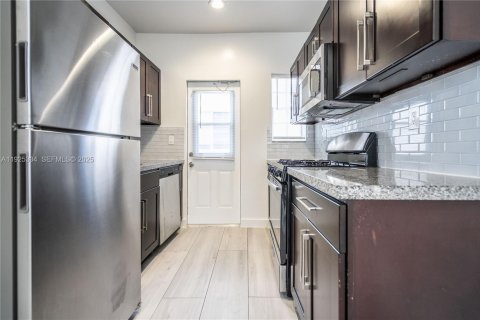 Appartement à louer à Miami Beach, Floride: 1 chambre, 60.39 m2 № 1983698 - photo 7