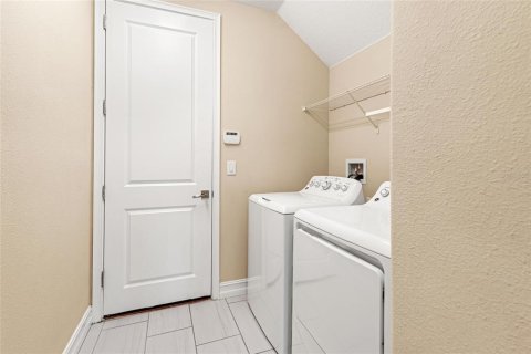 Touwnhouse à vendre à Wesley Chapel, Floride: 4 chambres, 171.31 m2 № 2403216 - photo 25