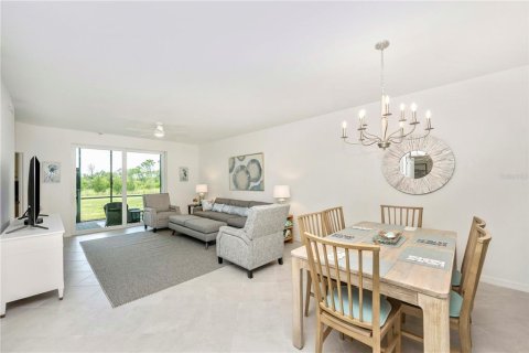 Condo in Venice, Florida, 2 bedrooms in WELLEN PARK  № 1831192 - photo 15