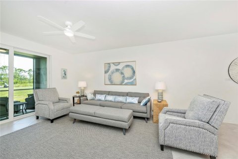 Condo in Venice, Florida, 2 bedrooms in WELLEN PARK  № 1831192 - photo 18
