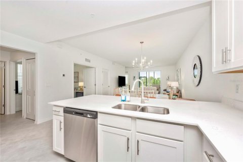 Condo in Venice, Florida, 2 bedrooms in WELLEN PARK  № 1831192 - photo 10
