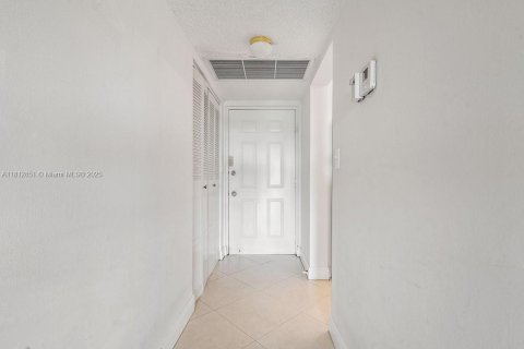 Copropriété à louer à Boca Raton, Floride: 2 chambres, 83.61 m2 № 1875263 - photo 5